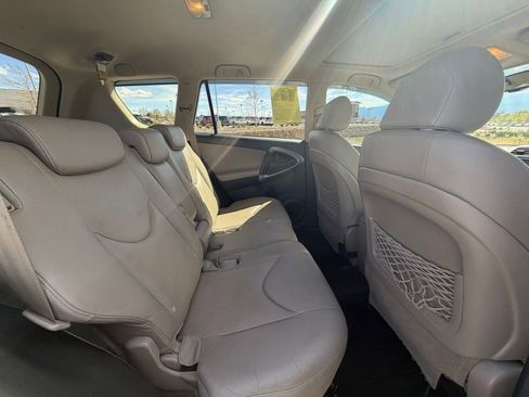 Used 2008 Toyota RAV4 Limited image 31