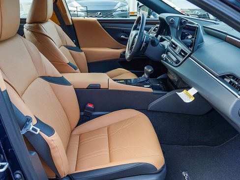 New 2025 Lexus ES 350 ES 350 Luxury image 19