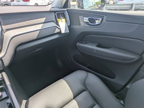 New 2025 Volvo XC60 T8 Plus w/ Protection Package Premier image 16