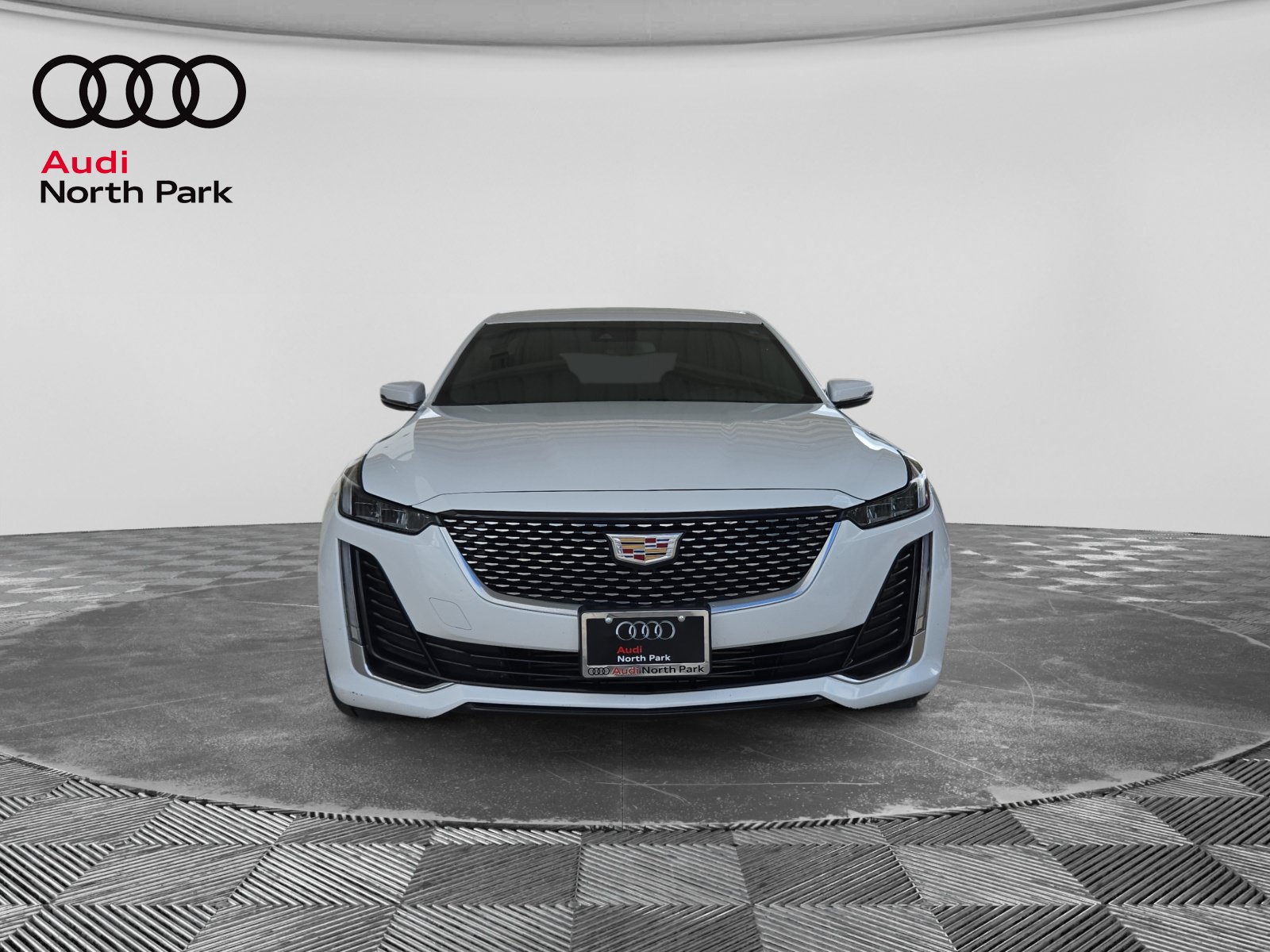 Used 2023 Cadillac CT5 Luxury w/ Cold Weather Package RWD image 8