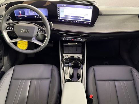 New 2026 Audi Q3 quattro 2.0T image 12