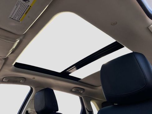 Used 2019 Cadillac XT5 Luxury image 21