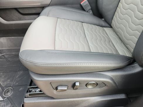 New 2026 Chevrolet Silverado 2500 ZR2 image 24