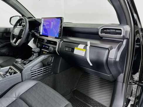 New 2026 Toyota 4Runner TRD Off-Road Premium AWD/4WD image 31