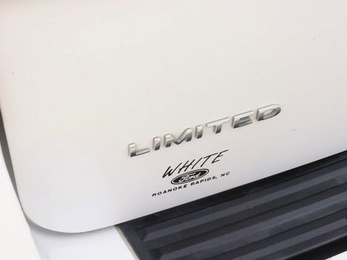 Used 2017 Ford Expedition EL Limited w/ Equipment Group 301A image 9