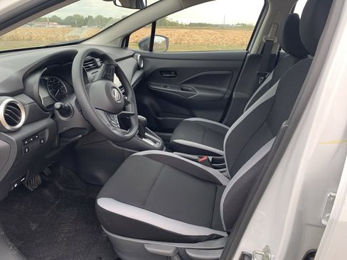 New 2025 Nissan Versa S w/ Trunk Package image 9