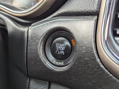 Used 2015 Jeep Grand Cherokee Altitude image 24