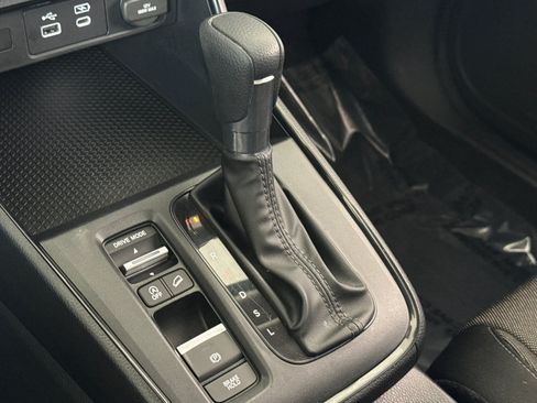 Used 2024 Honda CR-V EX image 16
