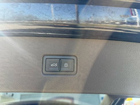 Used 2018 Audi Q7 3.0T Prestige w/ Prestige Package image 65