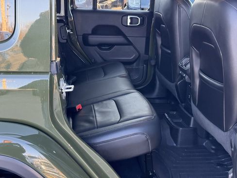 Used 2023 Jeep Wrangler Altitude image 28