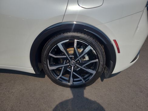 Certified 2023 Toyota Prius Prime FWD image 10