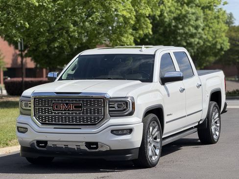 Used 2016 GMC Sierra 1500 Denali w/ Denali Ultimate Package AWD/4WD image 2