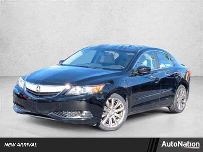 Used 2013 Acura ILX w/ Technology Package