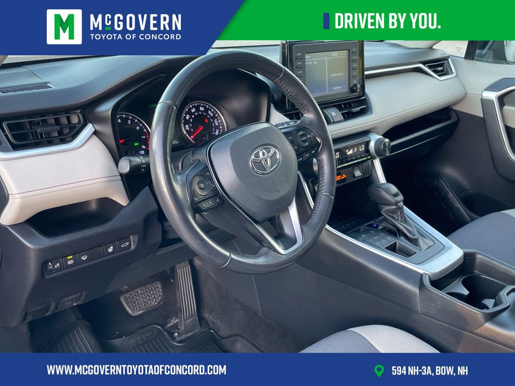 Used 2019 Toyota RAV4 XLE w/ Convenience Package AWD/4WD image 13