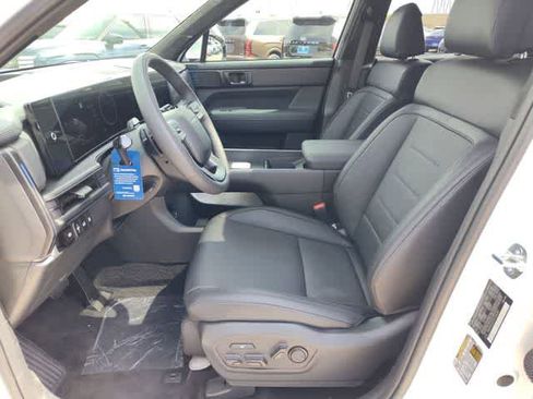 New 2026 Hyundai Santa Fe Calligraphy AWD/4WD image 13