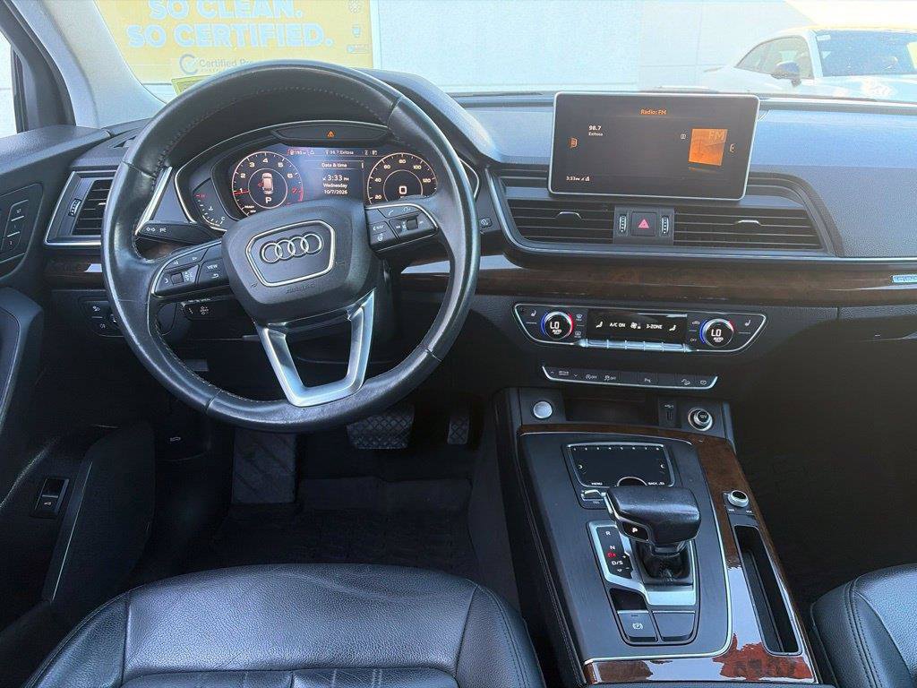 Used 2020 Audi Q5 2.0T Premium Plus w/ Premium Plus Package AWD/4WD image 12