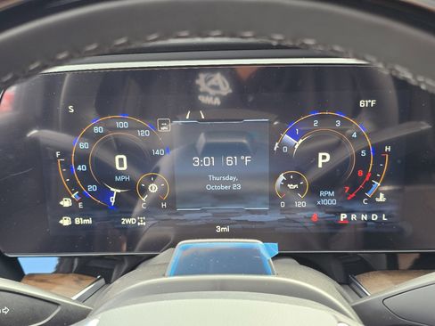 New 2026 Chevrolet Suburban High Country image 15