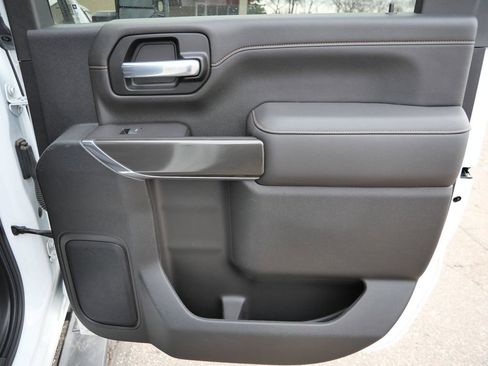 Used 2021 GMC Sierra 3500 AT4 w/ AT4 Preferred Package image 18