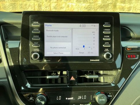Used 2023 Toyota Camry SE image 20
