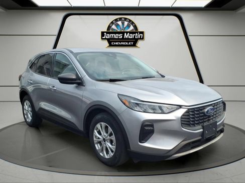 Used 2024 Ford Escape Active FWD image 3
