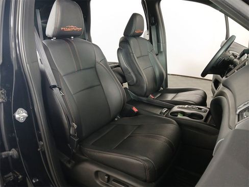 Certified 2022 Honda Pilot TrailSport image 22