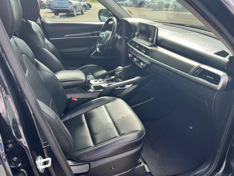 Used 2021 Kia Telluride LX AWD/4WD image 7