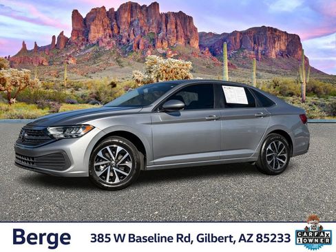 Used 2024 Volkswagen Jetta S image 1