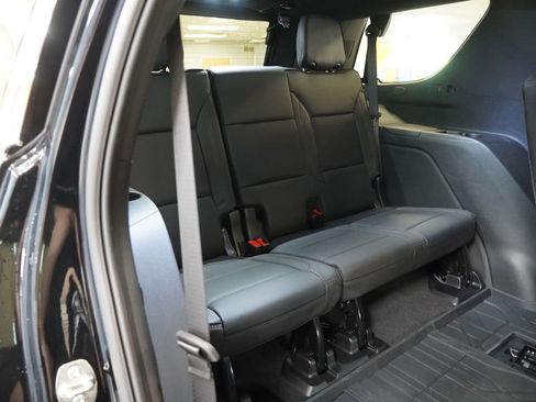 Used 2026 Chevrolet Tahoe High Country AWD/4WD image 26