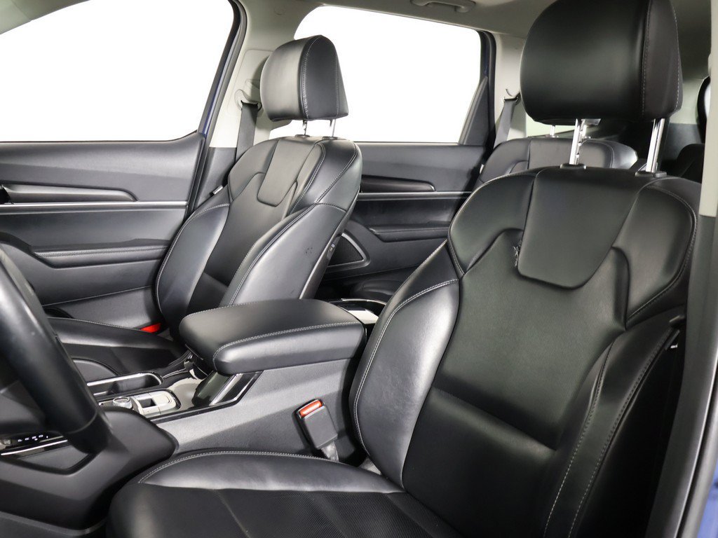 Used 2025 Kia Telluride S AWD/4WD image 31