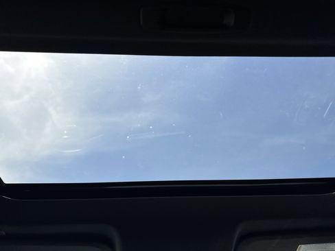 Used 2024 GMC Sierra 1500 AT4 w/ AT4 Premium Package image 28