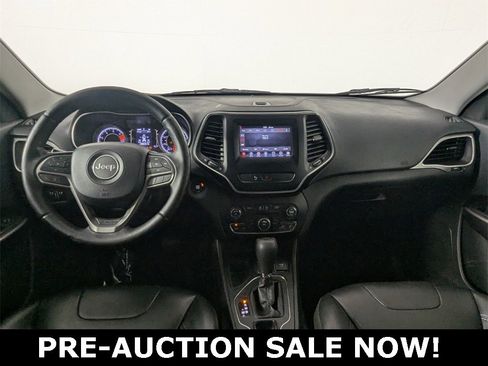 Used 2019 Jeep Cherokee Latitude Plus image 15