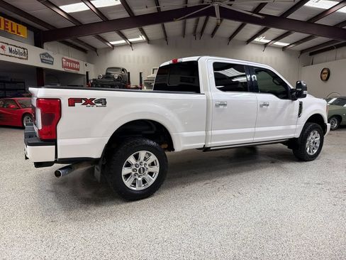 Used 2017 Ford F250 Platinum w/ Platinum Ultimate Package AWD/4WD image 8