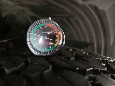 Used 2011 Nissan Frontier SV w/ SV Premium Utility Pkg image 25