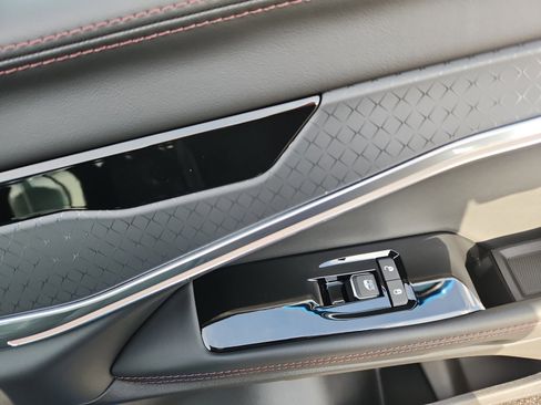 New 2025 Jeep Wagoneer S Limited image 17