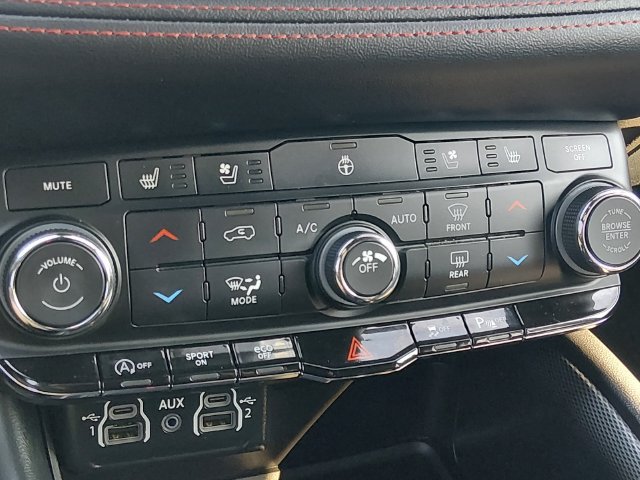 Used 2024 Dodge Durango GT AWD/4WD image 21