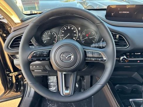 New 2025 MAZDA CX-30 2.5 Turbo w/ Premium Plus Pkg image 8