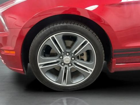 Used 2013 Ford Mustang Coupe w/ V6 Performance Pkg RWD image 27