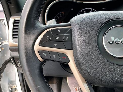 Used 2014 Jeep Grand Cherokee Laredo AWD/4WD image 23