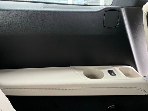 Certified 2025 Mercedes-Benz GLS 450 GLS 450 image 59