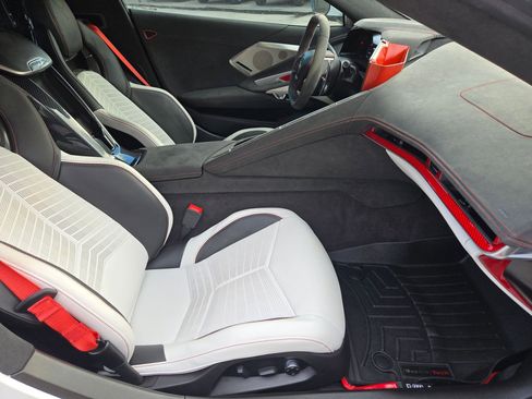 Used 2023 Chevrolet Corvette Stingray Premium Cpe w/ Z51 Performance Package image 25