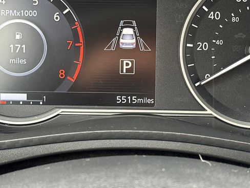 Used 2025 Nissan Versa SV image 27