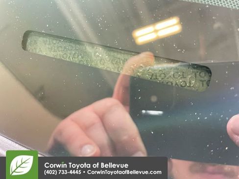 Used 2021 Toyota 4Runner TRD Off-Road Premium image 28