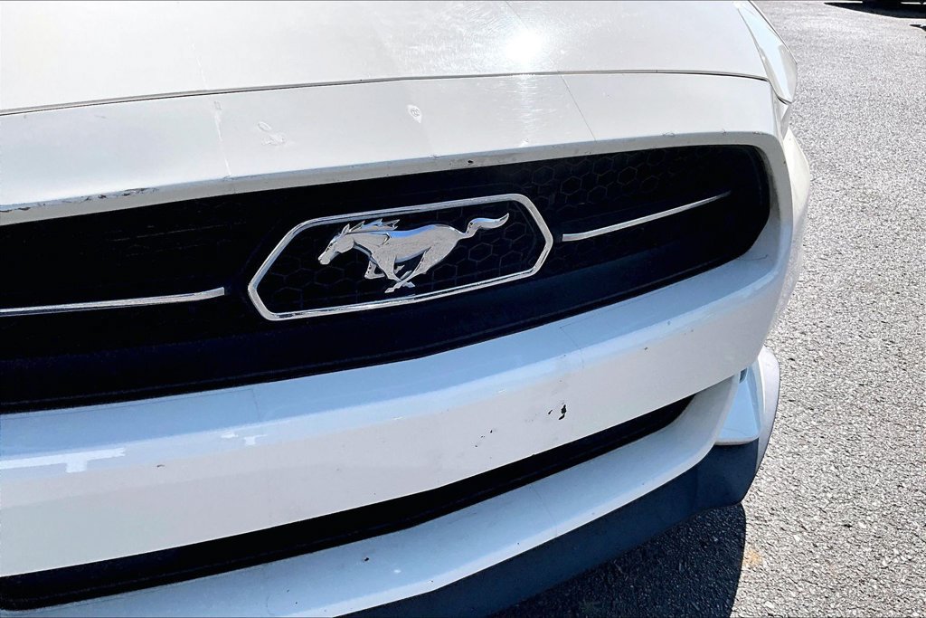Used 2015 Ford Mustang 50 Years RWD image 34