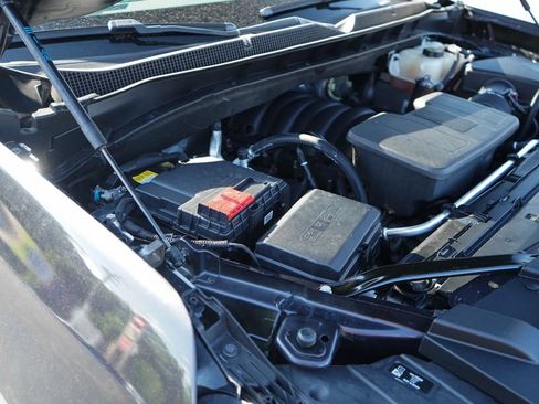 Used 2023 Chevrolet Suburban Premier AWD/4WD image 35