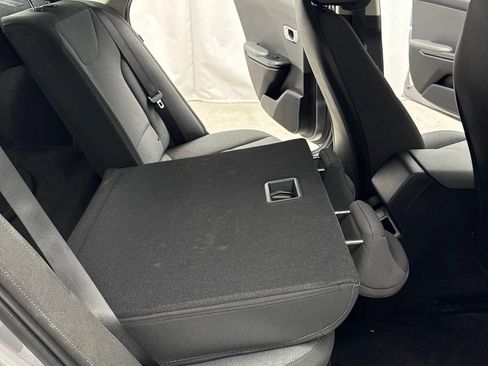 Used 2025 Kia K4 FWD image 30