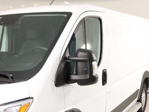 Used 2025 RAM ProMaster 2500 w/ U-Haul Equipment Group FWD image 29