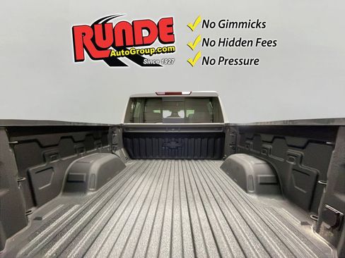 Used 2025 Chevrolet Silverado 1500 LTZ image 16