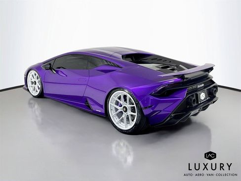 Used 2023 Lamborghini Huracan Tecnica RWD image 8
