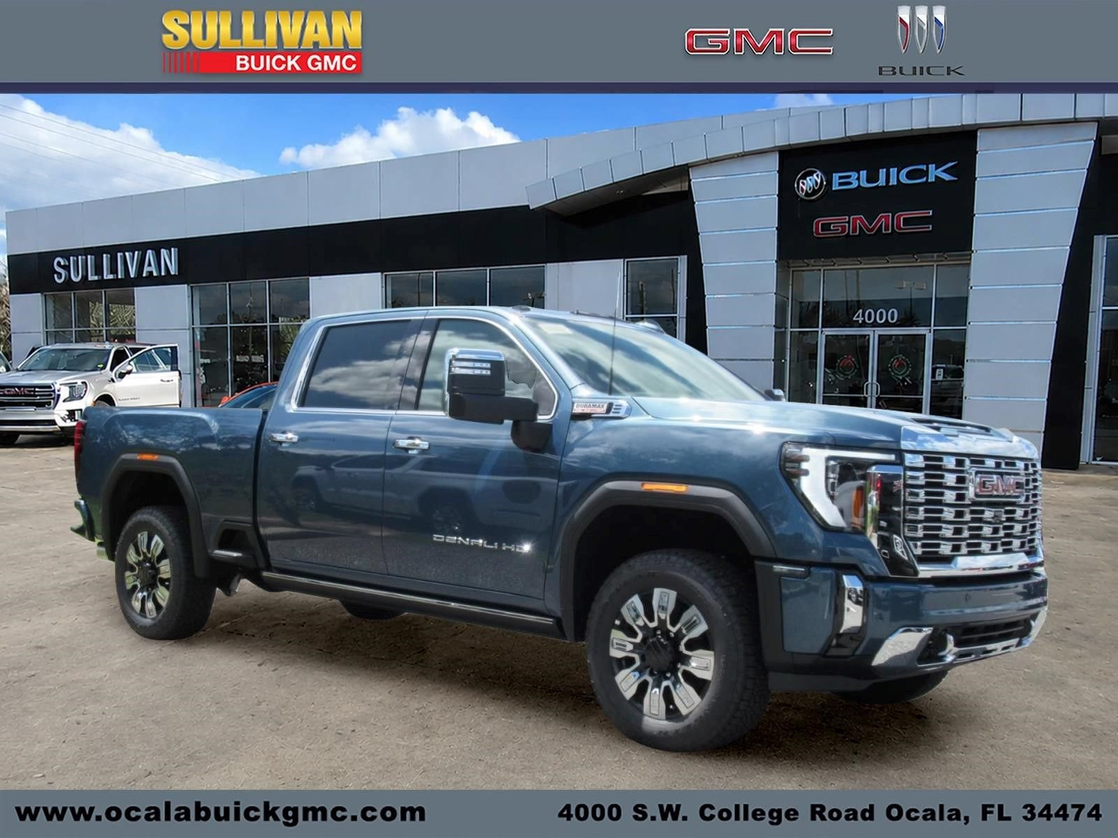 New 2026 GMC Sierra 2500 Denali w/ Denali Reserve Package AWD/4WD image 1