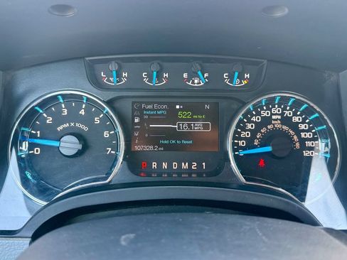 Used 2014 Ford F150 XLT w/ Equipment Group 301A Mid AWD/4WD image 19
